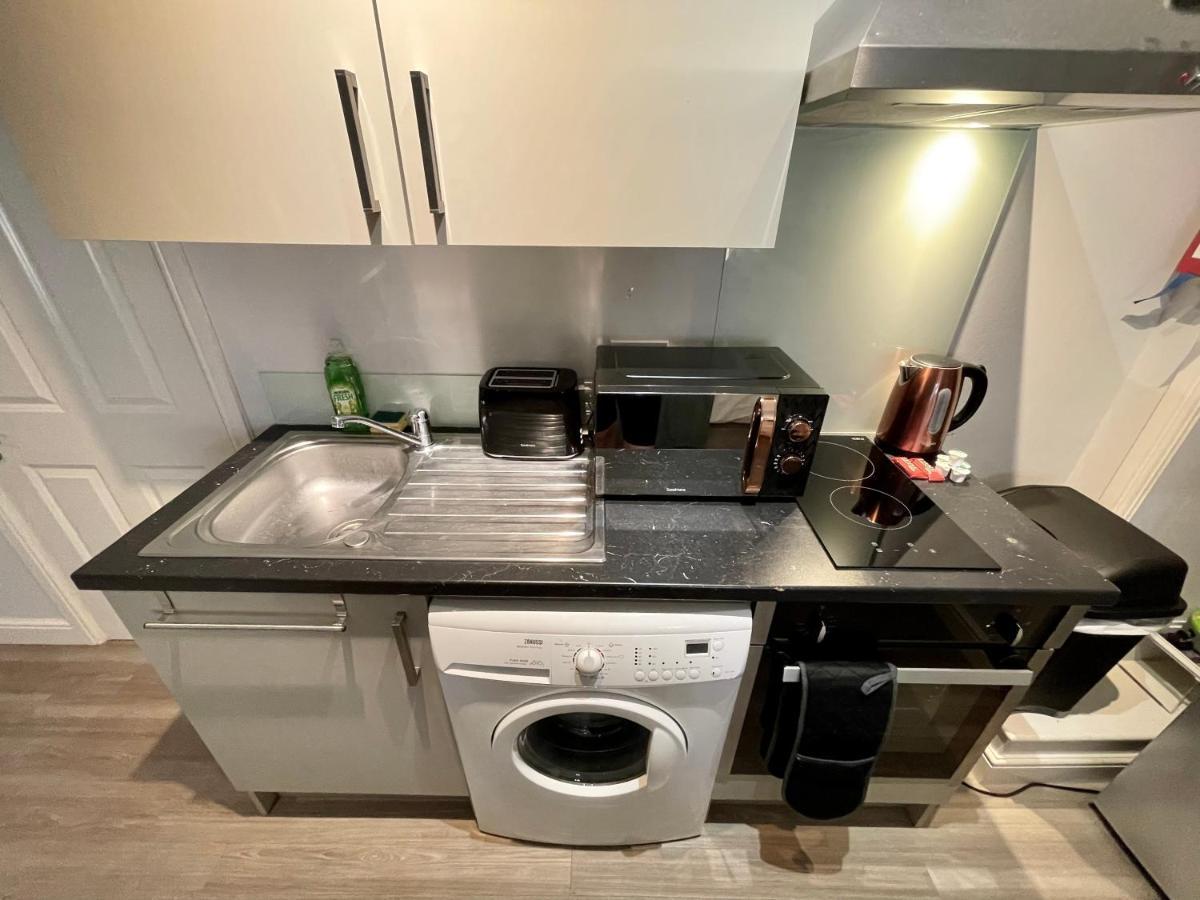 Cute And Cosy Studio In A Fantastic Location! Bishops Stortford Apartment Bishop's Strotford Exterior foto